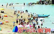 受台风“塔拉斯”影响 厦门降雨降温17日气温或跌破30℃