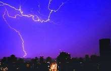 成都机场遭遇今夏最强雷阵雨 9000多名旅客出行受阻