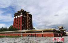 甘肃甘南启动旅游宣传月 密集民俗节庆“等客来”
