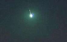 日本多地目击火球 小行星等天体碎片进入大气层摩擦发光