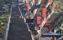 重庆又一建筑火了这条超级长步梯爬哭网友