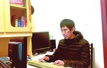 42岁盲人7年码字400万：人生要有诗和远方(图)