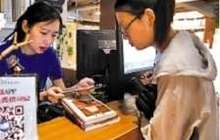 书店、银行相继杀入共享图书市场 新书怎么办？