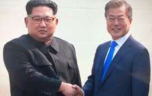 朝韩第三次首脑会晤 金正恩跨过“三八线”