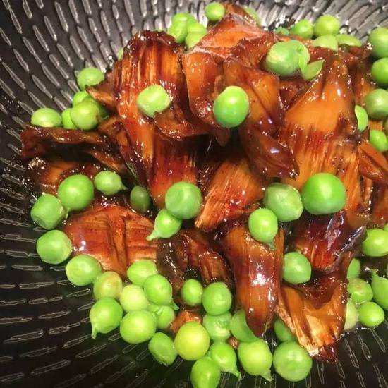 虾子油焖春笋小豌豆