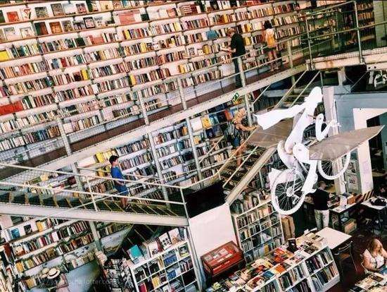 独立书店Ler Devagar,图自Lofter@Joymocha
