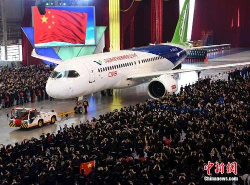 资料图:中国自主研制的C919大型客机。<a target='_blank' data-cke-saved-href='http://www.chinanews.com/' href='http://www.chinanews.com/' _fcksavedurl='http://www.chinanews.com/' _fcksavedurl='http://www.chinanews.com/'></table><p align=