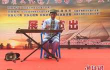 祖孙接力 中国京族独弦琴“绝处逢生”