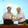 中国民营经济研究会会长庄聪生为《跨越40年：闽商创业史》点赞