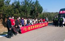 “我们接你来上班” ——圣农集团定制包车接员工返岗