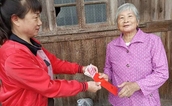 闽侯县慈善总会开展“慈心敬老 情暖重阳” 活动，为600位困难老人送温暖