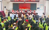 漳州市华安县慈善总会携手爱心企业开展“崇德向善 书香校园”爱心捐书活动