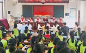 漳州市华安县慈善总会携手爱心企业开展“崇德向善 书香校园”爱心捐书活动