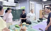 福州市鼓楼区慈善总会举办亲子烘烤活动，助力特殊儿童成长