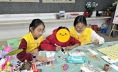 福州市鼓楼区慈善总会举办孤独症儿童书签创作活动