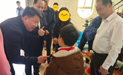 冬日暖童心 真情护成长——漳州市龙海区慈善总会开展“慈善阳光”暨“扶孤助学”入户慰问活动