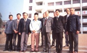 卅载仁心润杏坛  慈善薪火映侨光——黄仲咸先生及其创立基金会助力侨光中学教育事业纪事