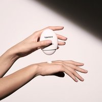 CHANEL 香奈儿手霜经典组合 黑白蛋护手霜套装_2