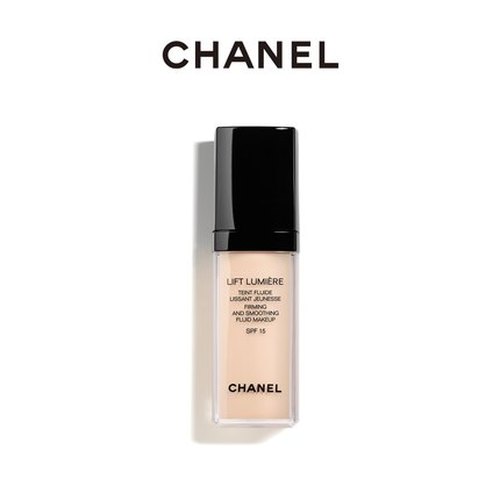 CHANEL 香奈儿紧颜焕彩粉底液SPF15 自然遮瑕持妆