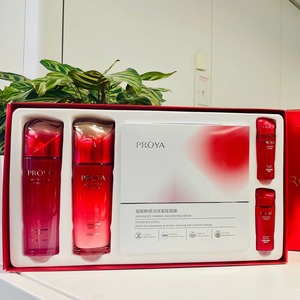 【捡漏啦】珀莱雅赋能鲜颜紧致焕肤套盒-水160ml+乳120ml+面膜1盒+水20ml+乳20ml   （保质期到20261115）不退不换，介意慎拍！！