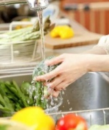 【经济日报】从果蔬清洗剂被质疑看壳零CLEAN如何刷新健康大潮下家庭“清洁观”