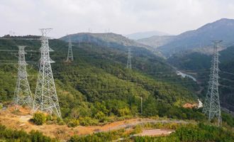 山间架银线 重点工程建设酣