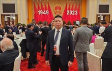 世界闽商理事会主席团主席许自福受邀参加庆祝中华人民共和国成立74周年招待会