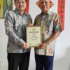潘荣德被诗巫潘氏宗亲会聘为永久名誉顾问