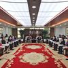 万立骏会见世界福州十邑同乡总会访问团