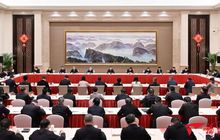 福建省委省政府召开民营经济代表人士座谈会