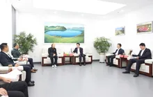 吉林省闽商总商会会长郑国全陪同香港、澳大利亚工商界一行赴梅河口考察