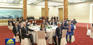 闽商力量刷屏！曹晖亮相国宴同席马斯克，全球市占率第一的福耀再添高光时刻