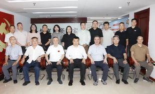 北京市朝阳区人民法院党组书记、院长刘海东一行围绕优化法治化营商环境莅临北京福建企业总商会调研座谈