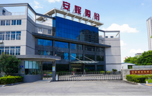 “AI新贵”入主老牌纸企:厦企安妮股份正式易主,北京“70后夫妻档”接手