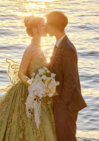 日出系列 -《璨漫》