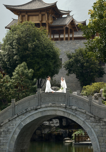 俏颜如诗—垒翠园
