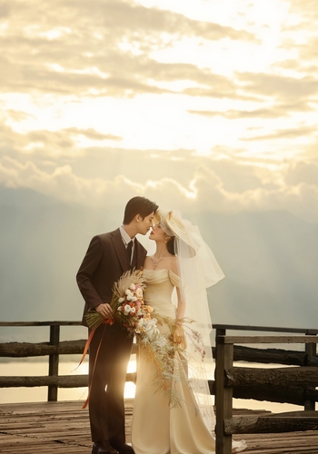 落日云朵/Sunset clouds