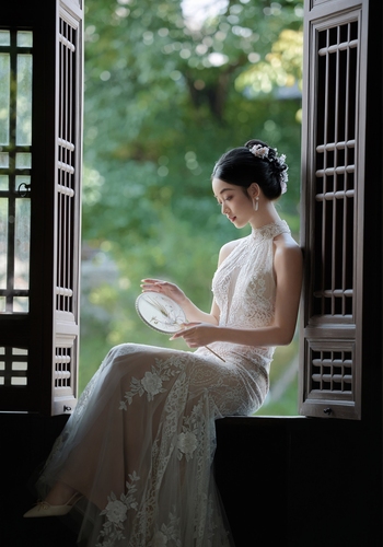 翠梳美柳—垒翠园