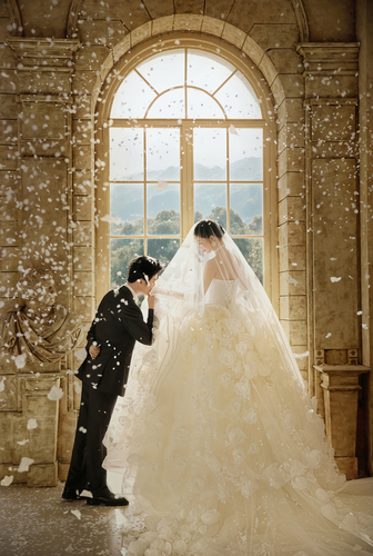 光影系列 - 《花栖》