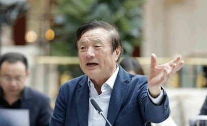 越是艰苦时期，越是不能动摇！